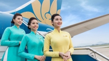 Tăng rồi lại giảm, giá vé máy bay Vietnam Airlines ngày 2/10/2022: Giảm gần một nửa